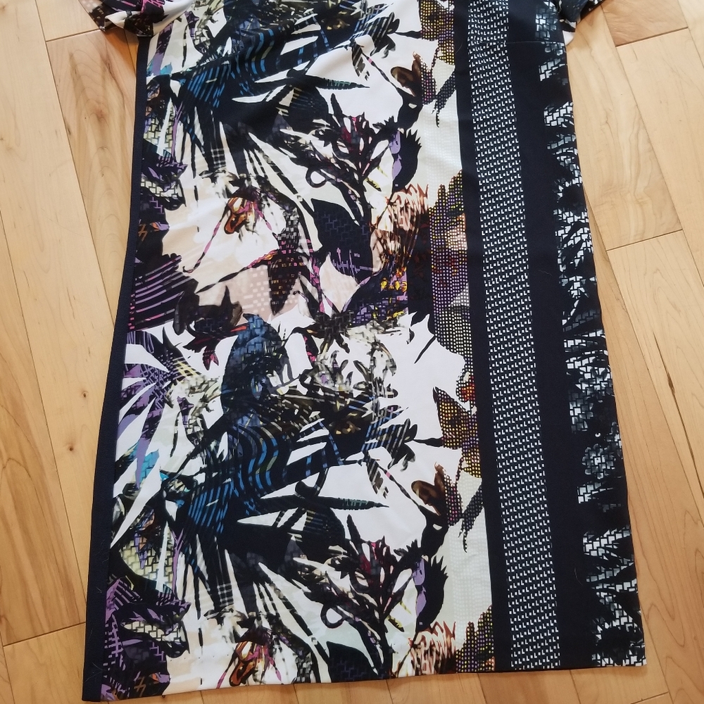 Askari short sleeve floral mixed pattern dress Size small - Picture 3 of 9